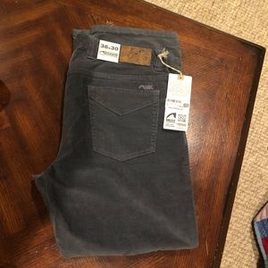 Men’s Mountain Khaki Canyon Cords 36 x 30 ASH